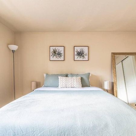 Modern And Spacious Apartment- Gym, Wifi, Free Parking Seattle Eksteriør billede